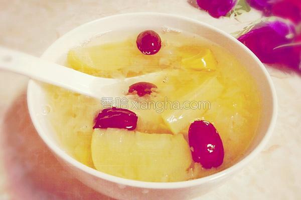 苹果红枣雪耳糖水的做法_苹果红枣雪耳糖水的