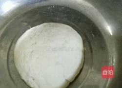 猪肉圆白菜馅饼的做法图解1