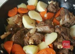 羊肉焖饼子的做法图解8