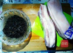 梅菜扣肉的做法图解1
