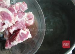 玉米马蹄骨头汤的做法图解4