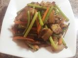 蒜苔回锅肉