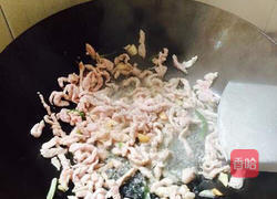 香菇绿豆芽炒肉丝的做法图解4