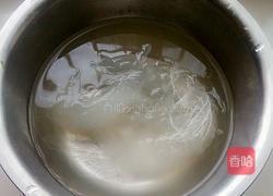 菠菜拌粉丝的做法图解1