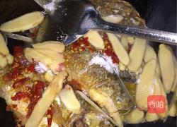 河里鲫鱼的做法图解4