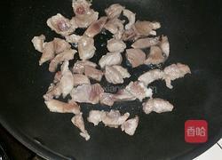 蒜薹炒肉的做法图解2