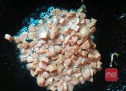 鸡蛋火腿炒饭的做法图解2