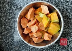 粉蒸排骨五花肉的做法图解1