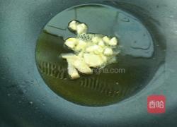 炒菠菜的做法图解2