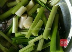 腐乳香蒜排骨的做法图解2