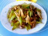 牛肉丝炒芹菜