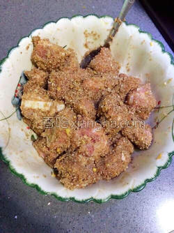 粉蒸排骨怎么做才好吃窍门 MjUwX2MxXzA