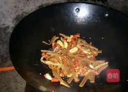 芹菜鱿鱼丝的做法图解6
