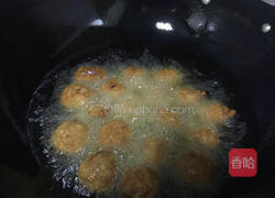 炸肉丸子的做法图解6