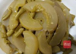 酸黄瓜豇豆炒肉的做法图解2