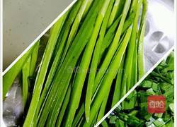 韭菜蛋饼的做法图解2
