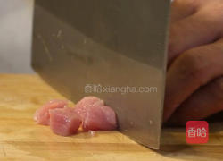鲍菇炒肉丁的做法图解2