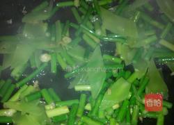 莴笋蒜苔炒鸡蛋的做法图解5
