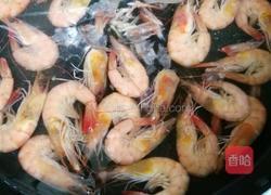 滑蛋虾仁的做法图解1