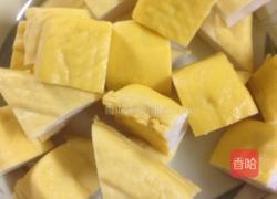 韭香豆腐的做法图解1