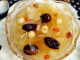 银耳莲子羹