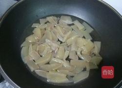 泡菜炒魔芋的做法图解2
