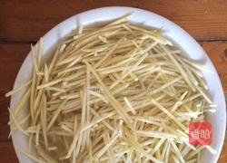 青椒薯丝的做法图解2