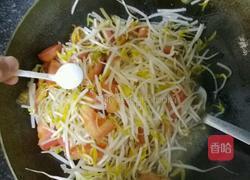 西红柿豆芽烩饼的做法图解5