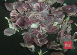 洋葱炒饿胗的做法图解5