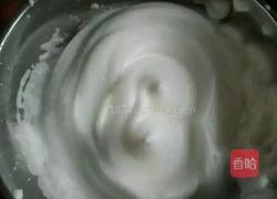 奶油瑞士卷的做法图解1