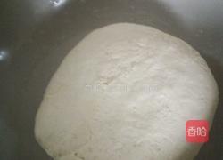 香菇肉馅饼的做法图解2
