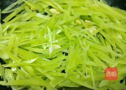 蚝油炒莴笋的做法图解5