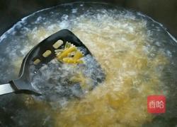 意大利面（鳀鱼蕃茄干蝴蝶面）的做法图解4