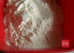 低筋面粉的配制的做法图解1