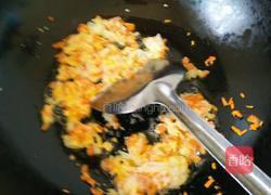 豆酱蛋炒饭的做法图解3