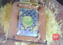 猪肉大葱饺子。的做法图解3