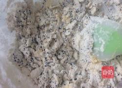 海盐咸酥芝麻饼的做法图解3