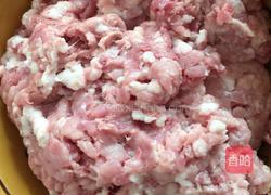 鲜肉芝麻饺的做法图解1