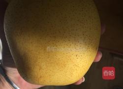冰糖雪梨的做法图解1