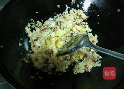 香喷什锦炒米饭的做法图解7