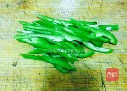 青椒炒肉的做法图解2