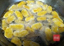 蛋黄焗南瓜的做法图解3