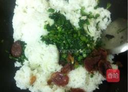 芥蓝腊肠炒饭的做法图解12