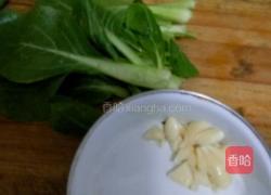 平菇炒木耳的做法图解4