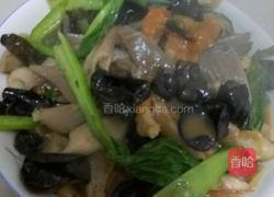 平菇炒木耳的做法图解8