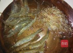 辣子虾的做法图解2