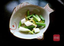土豆片尖椒炒肉的做法图解4