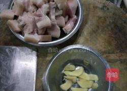家常萝卜炖肉。的做法图解1