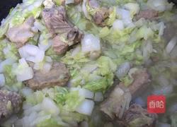 白菜排骨饭的做法图解2