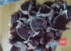 青红椒炒鸭胗、心的做法图解4